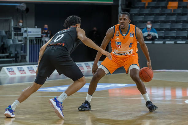 资总额与收 资总额与收