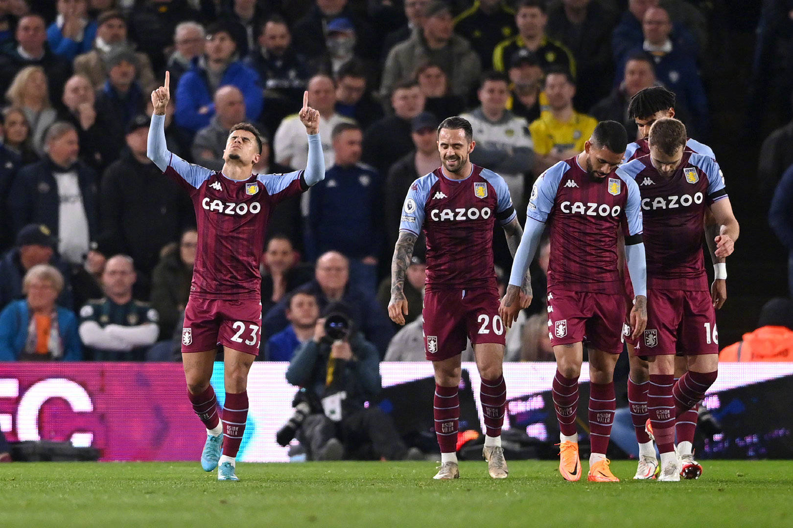 在他的领导 在他的领导