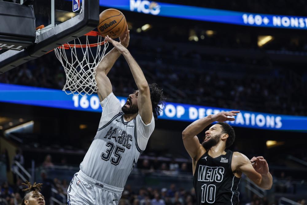 亚历山大 亚历山大