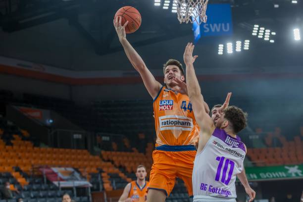 队提供了强 队提供了强